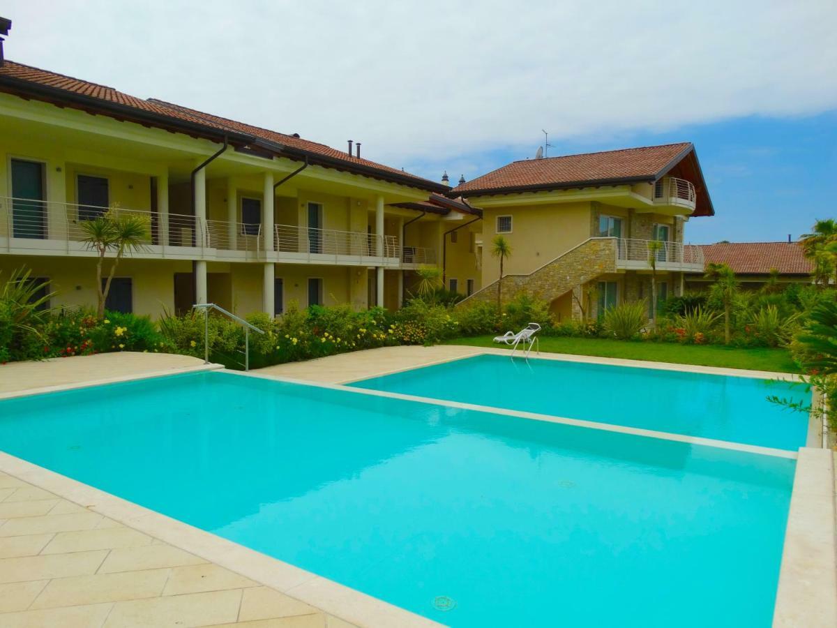 Phoenix Garda Hills Sirmione Exterior foto